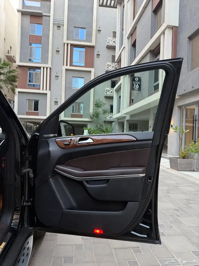 Mercedes GL500 AMG kit 2013 22