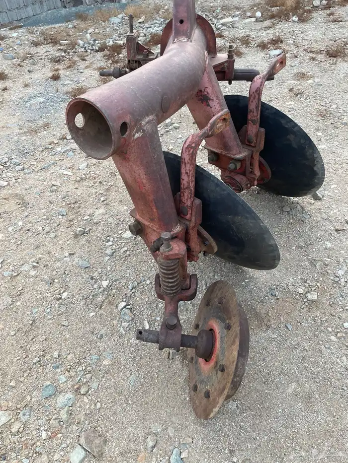 محراث انجليزي جفالي الأصلي 4