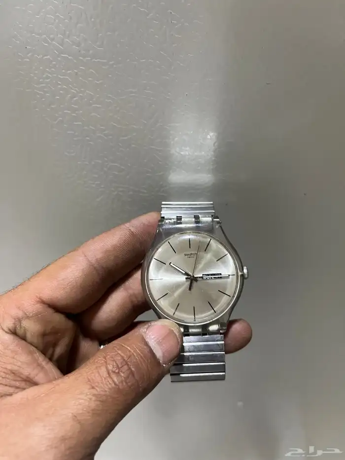 ساعة سواتش 3