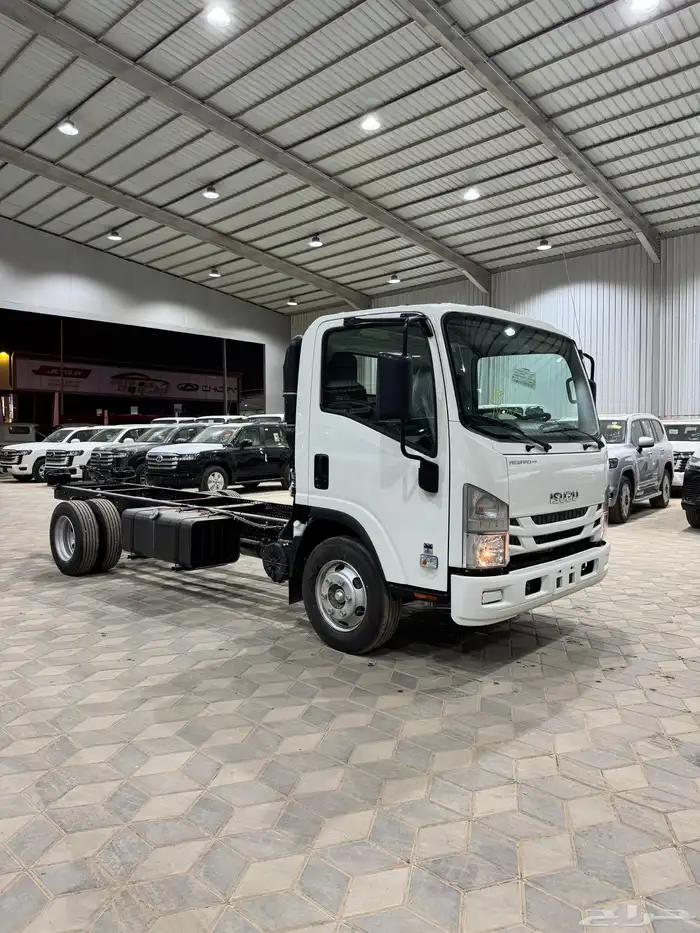 دينا 4 طن شاص طويل 2025 وارد سعودي 0