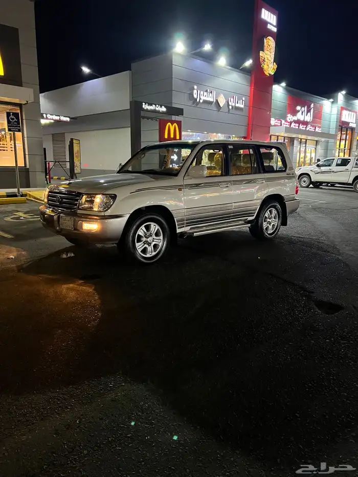 جيب لاند كروزر 2003 3