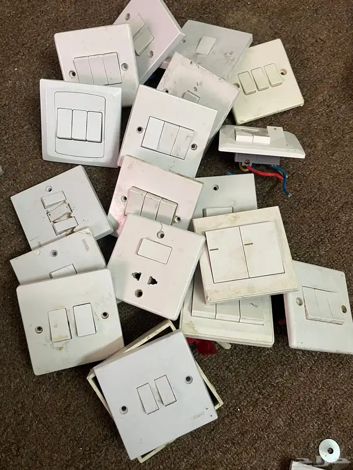 فيش مفاتيح الكهرباء 0