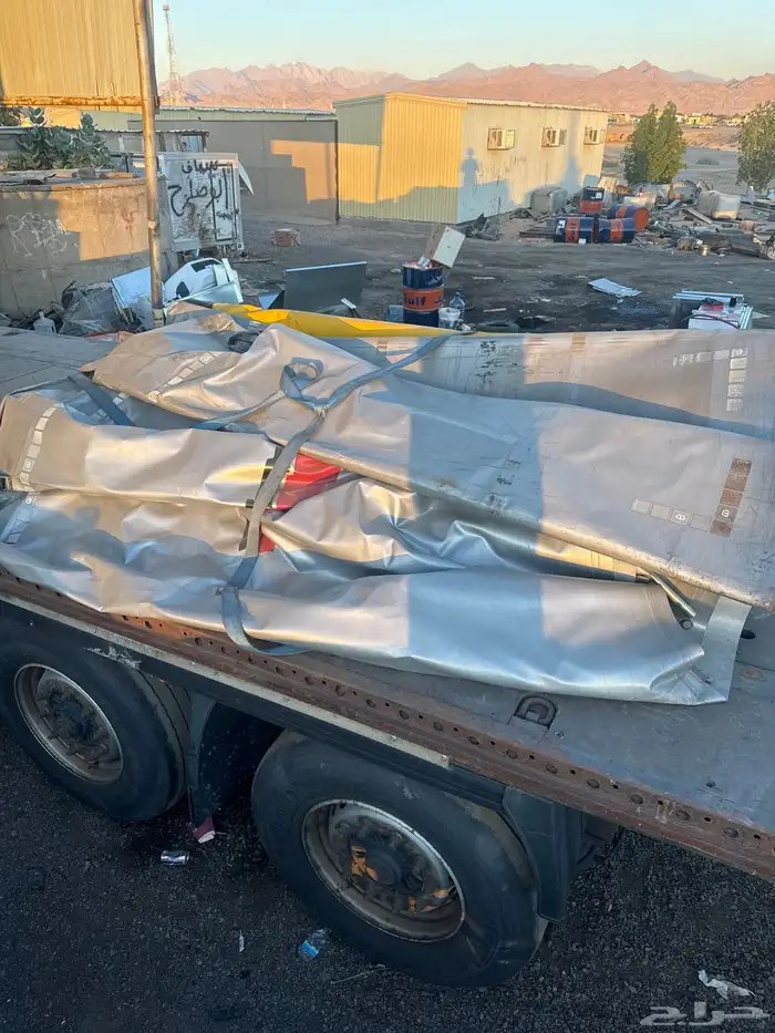 ستارات بدون الصدر للبيع 0