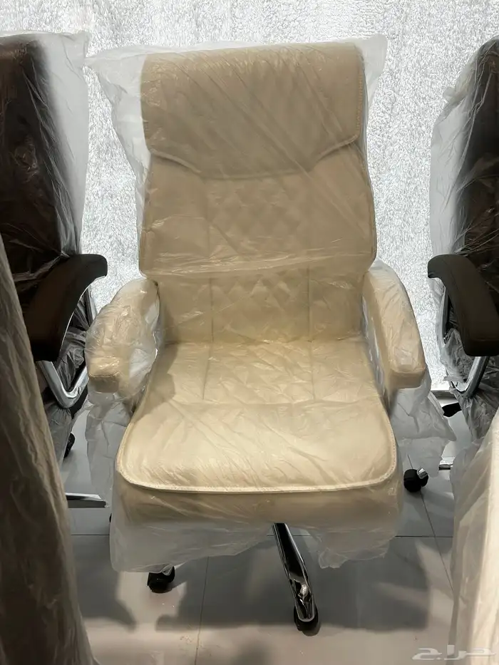 تتوفر كراسي مكتب احترافية للغاية ومريحة للغاية 1