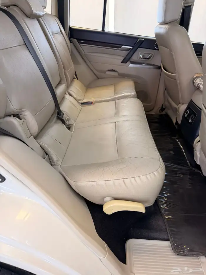 للبيع باجيرو 2015 18