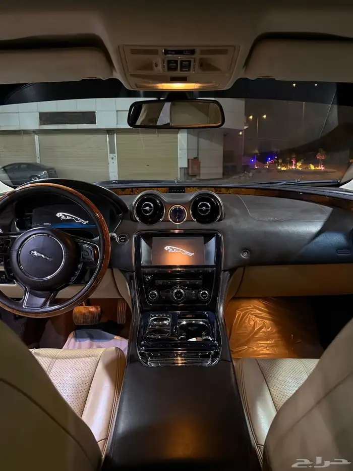 جاكوار XJL Portfolio 2012 فل اطلبية تنفس طبيعي بحالة الوكالة 20