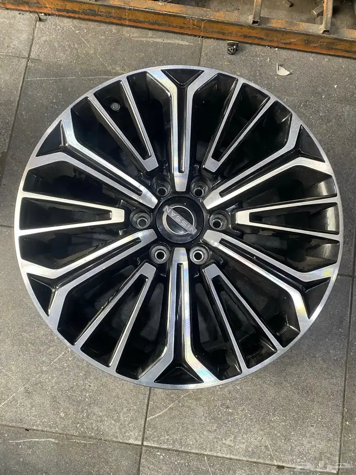 جنوط نيسان بلاتينيوم مقاس 20 موديل 2025 مستعمل اصلي وكاله 1