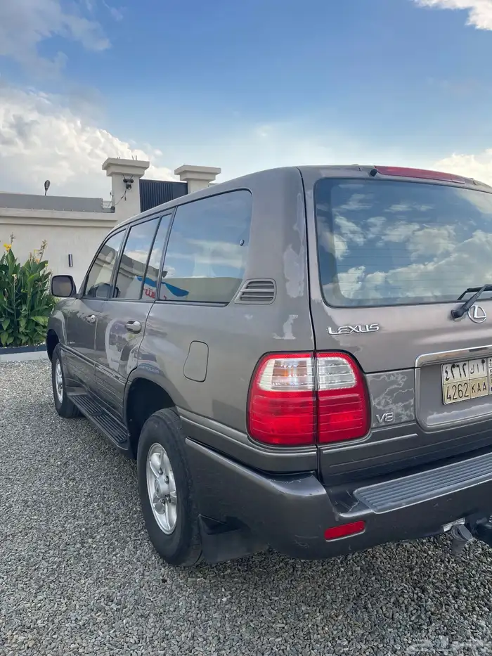 جيب لكزس مديل 2000 0