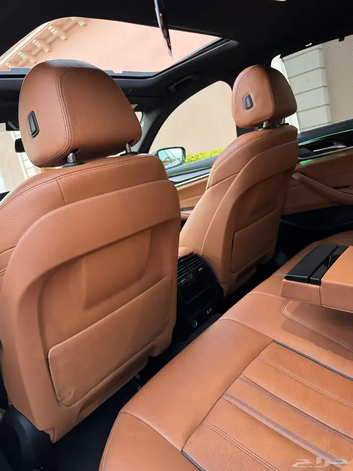 موديل 2023 نظيف BMW 520i 17