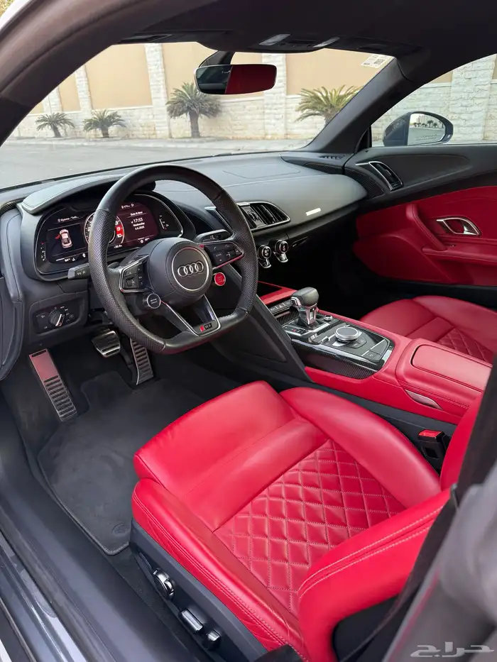 Audi R8 under warranty 12