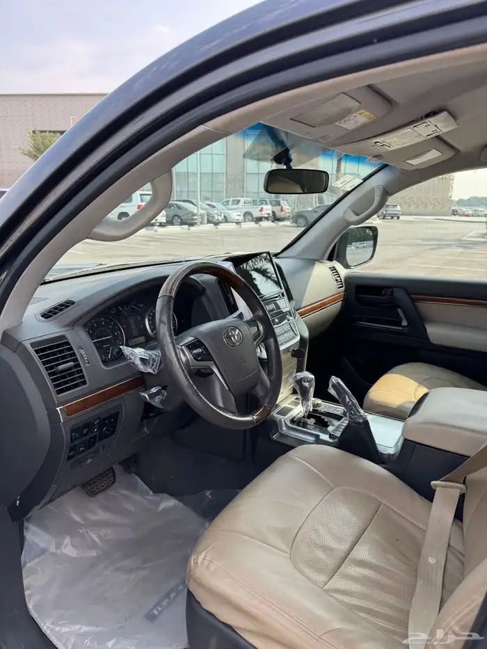 لاند كروزر 2018 للبيع 3