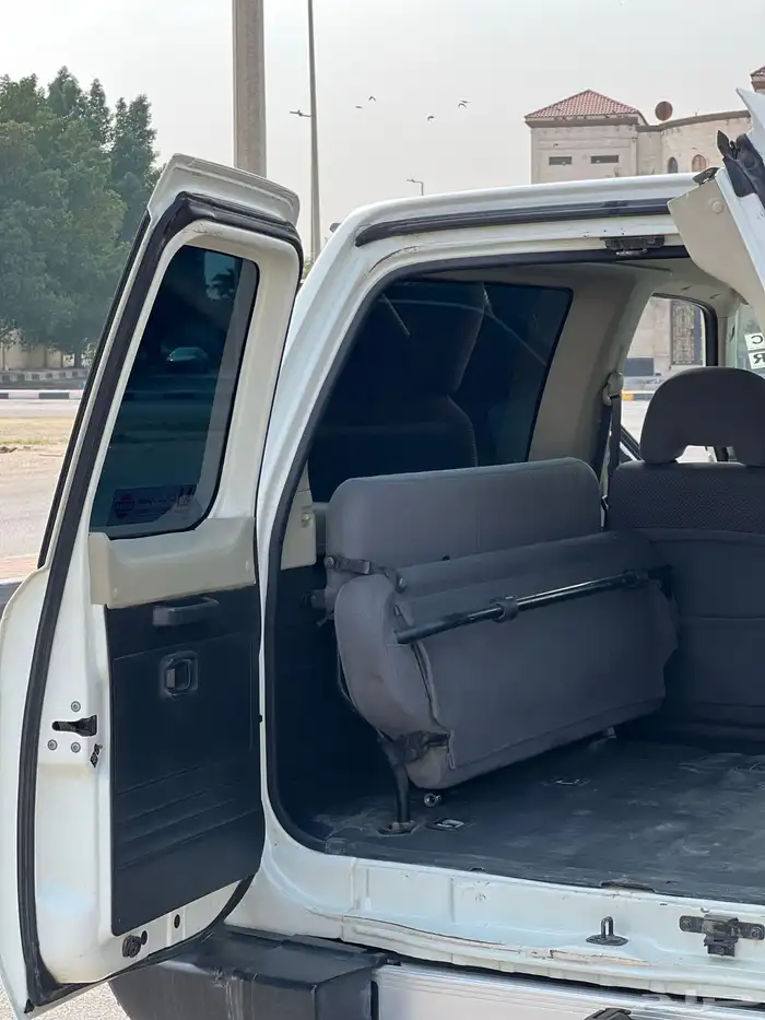 للبيع نسيان باترول ربع 2011 8