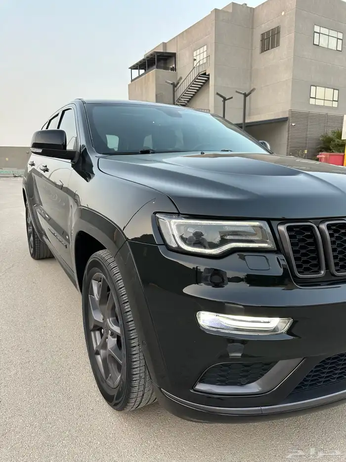 جيب شروكي جراند S فل كامل العداد 81 الف 2020 10