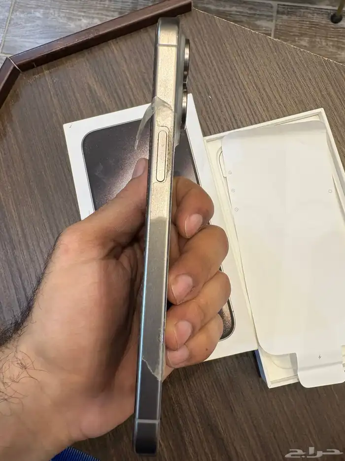 جوال ايفون 15 برو ماكس 4