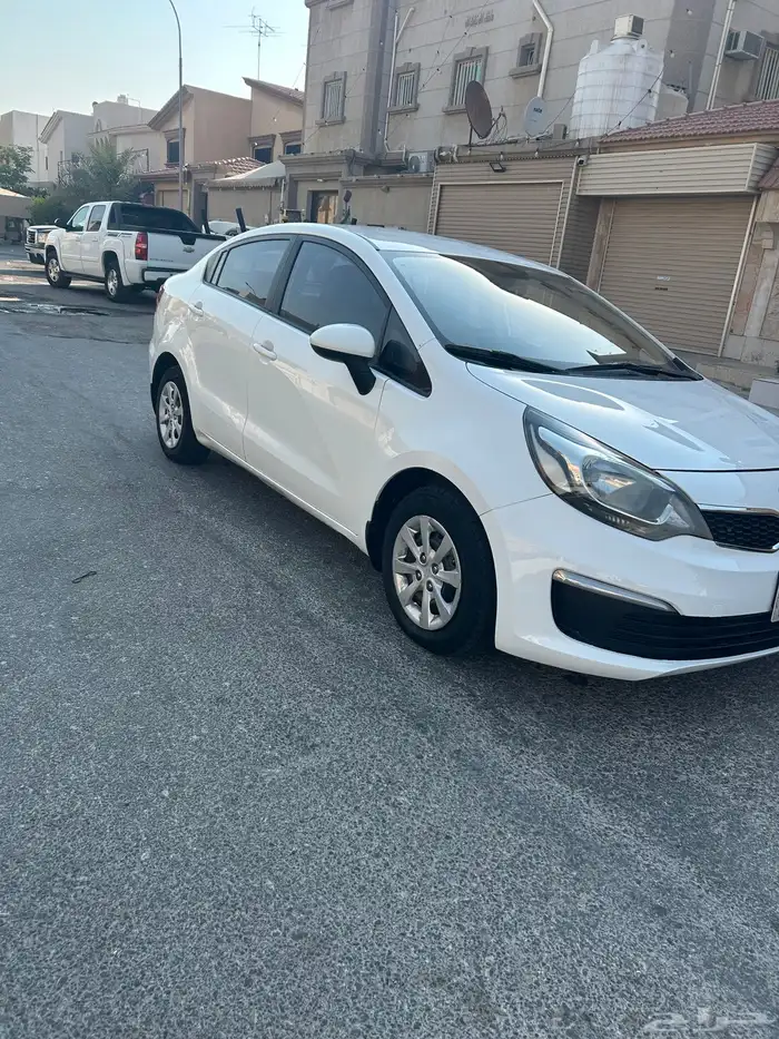 كيا ريو نظيف وكاله 8