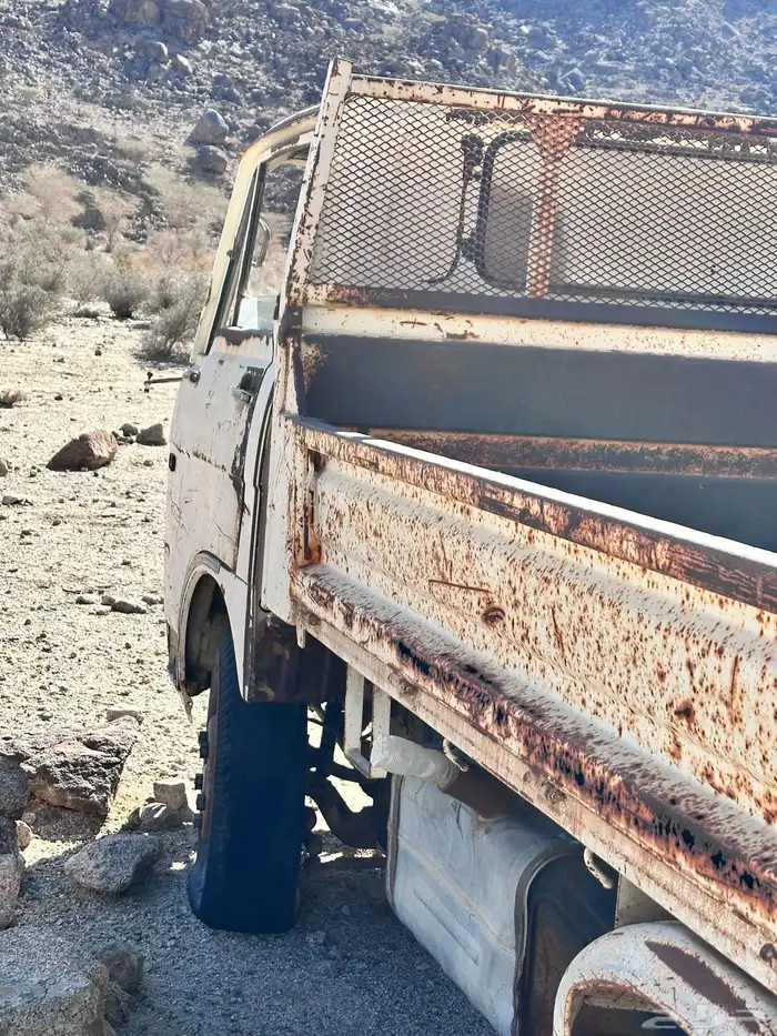 للبيع قلاب مازدا 1