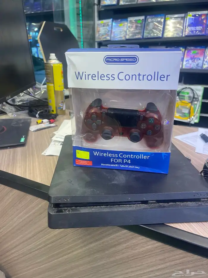 سوني فور للبيع مع يد 0