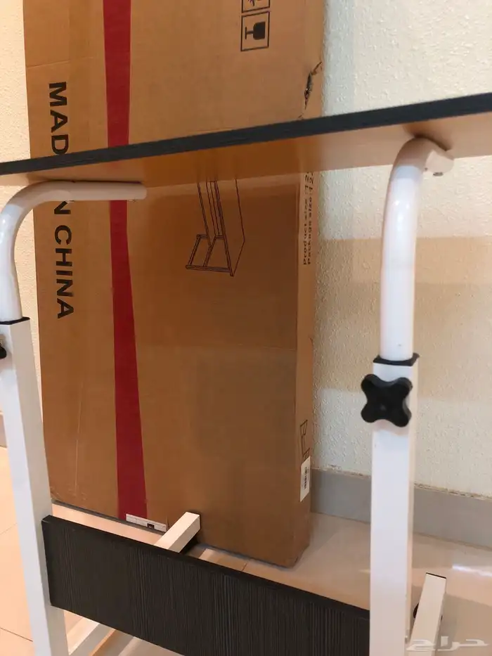 طاولة للبيع 3