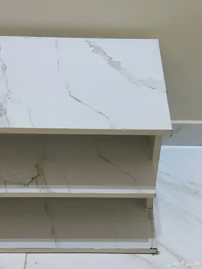 طاولة تلفزيون او شاشة مقاس 120 سم index