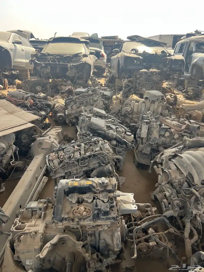 الحائر الان مندوب قطع غيار 40