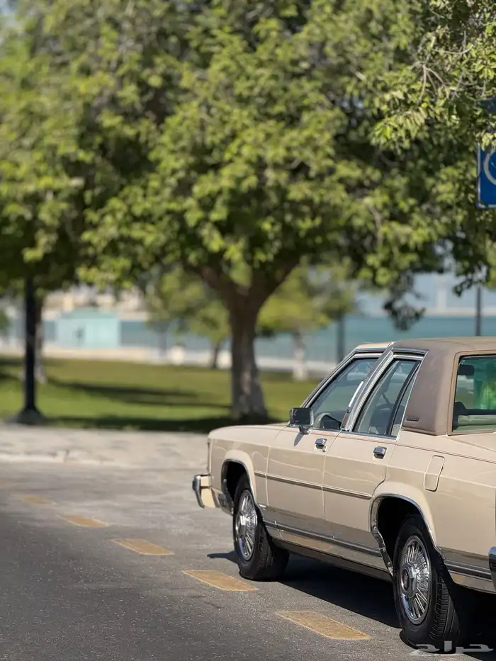 فورد ماركيز كلاسيك 13