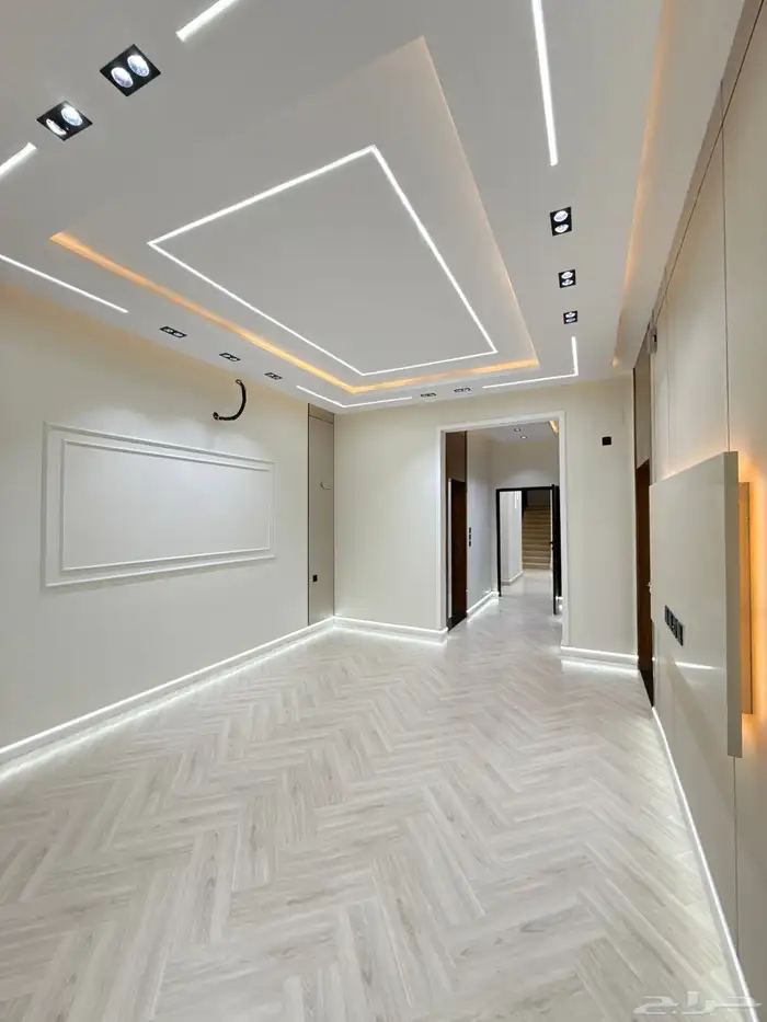 للبيع شقق ارضيه وعلويه بسطح خاص بحي الموسي وسط جميع الخدمات 40