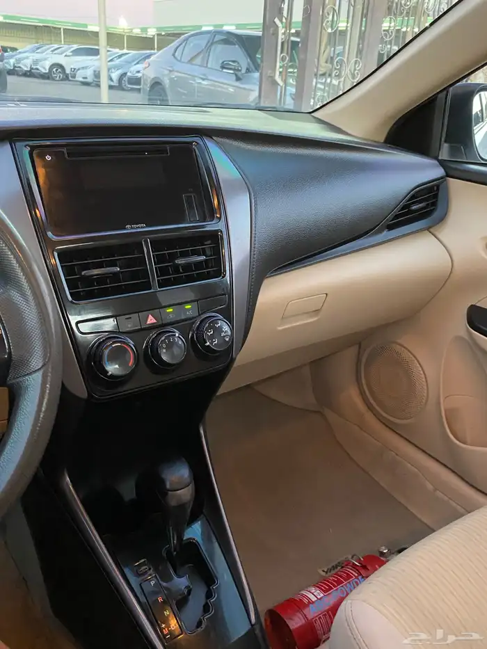 تويوتا يارس 2022 وكالة ( تم الببع ) 24