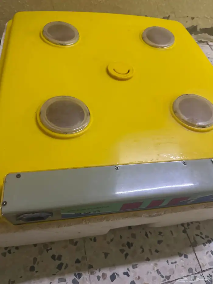 فقاسة دجاج للبيع 1