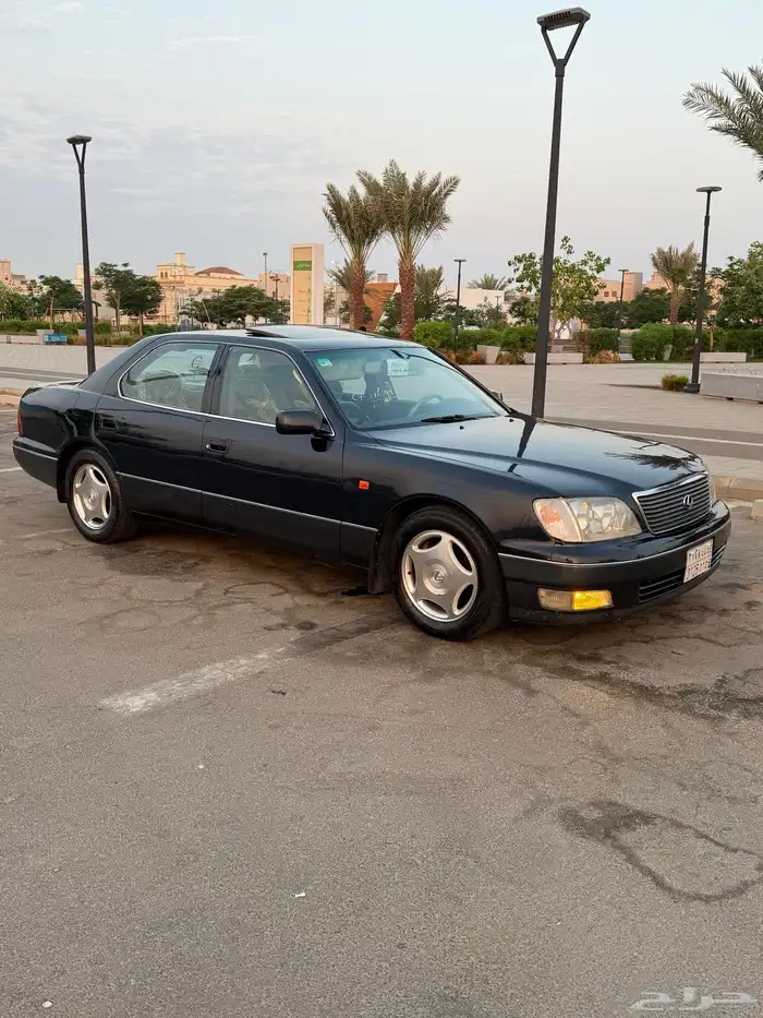 لكزز LS 400 للبيع أو البدل بهايلوكس 2008 وطالع 17