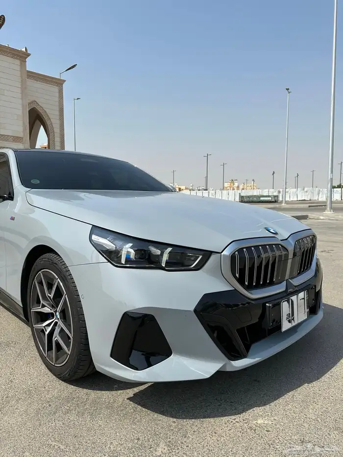 بي ام دبليو BMW 520i M Kit 8
