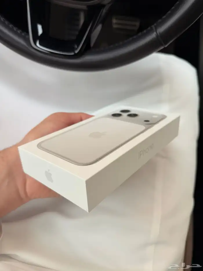 ايفون 17 برو 256 فضي 3