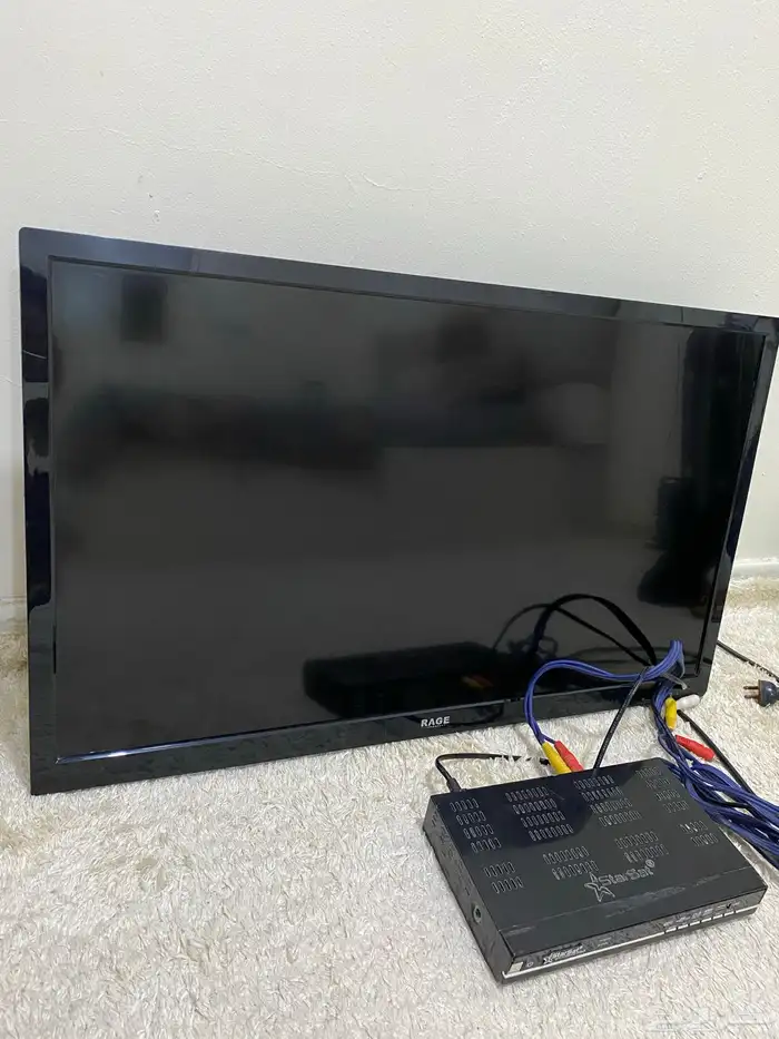 شآشة تلفزيون RAGE مستعملة شغآل ولا يشكو من شي . للبيع ب 130 0