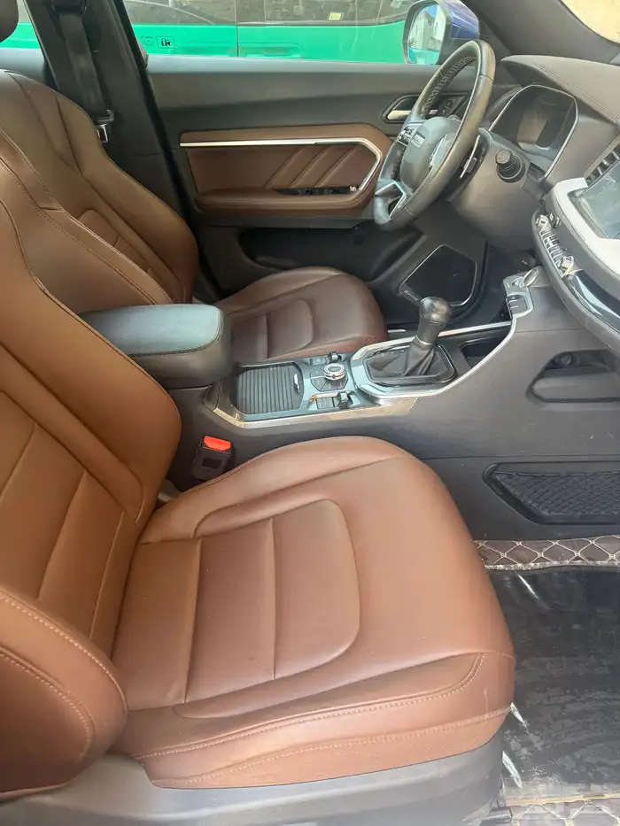 ماشية 52 الف.الكفرات4 متغيرة.بصمة.سقف بانوراما.نقطة عمياء 4