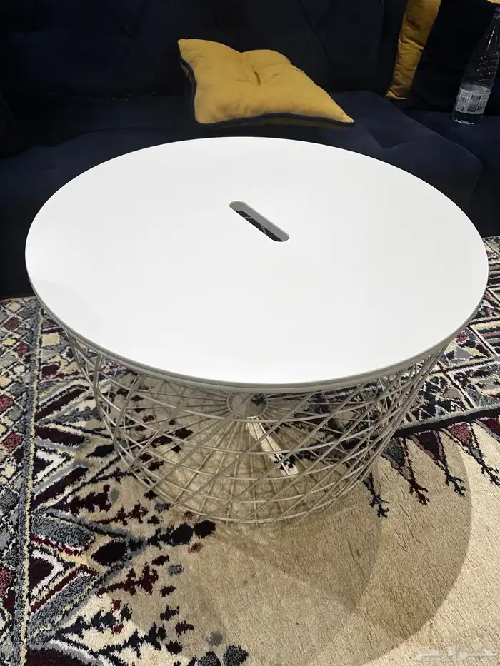 طاولة للبيع 0