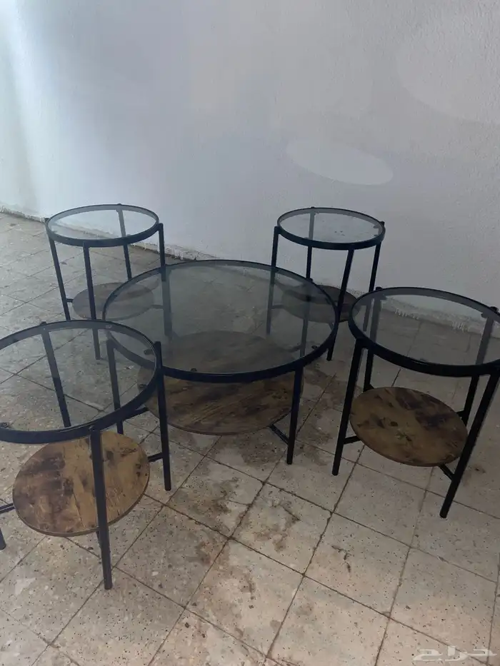 للبيع طاولة طعام الرقم   والسعر 200 والصامل مانقصر 1