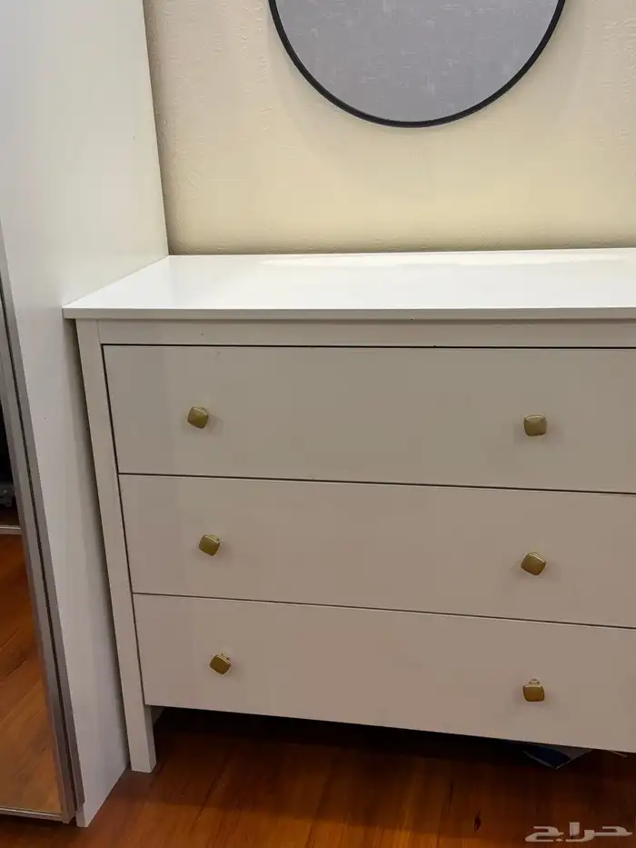 اثاث غرفة نوم ومكيف شباك 6