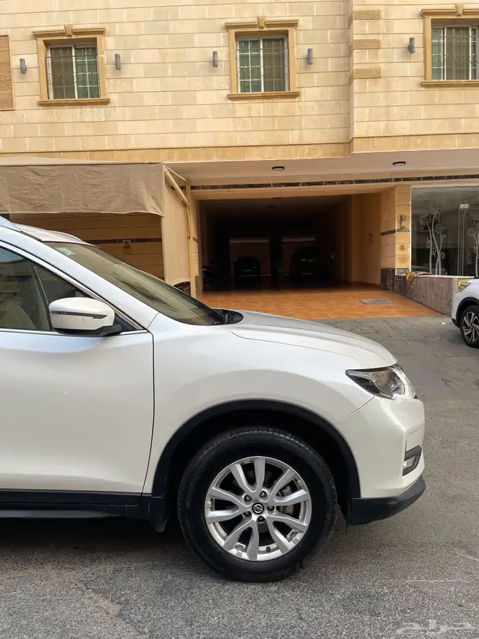 نيسان اكس تريل 2022 دبل 5 ركاب 4