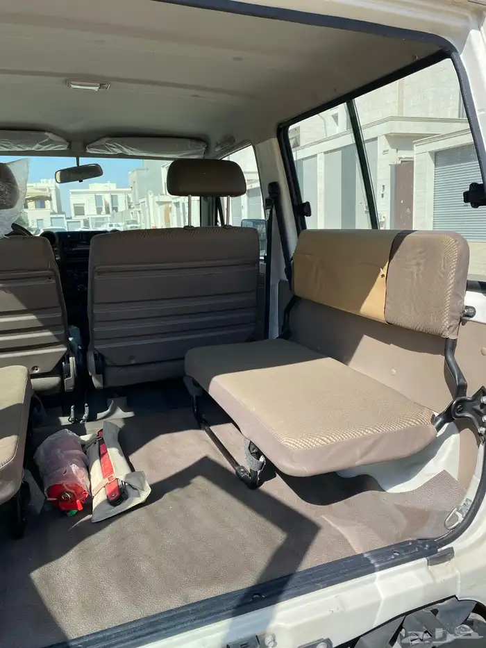 جيب ربع بوليسي 2013 18