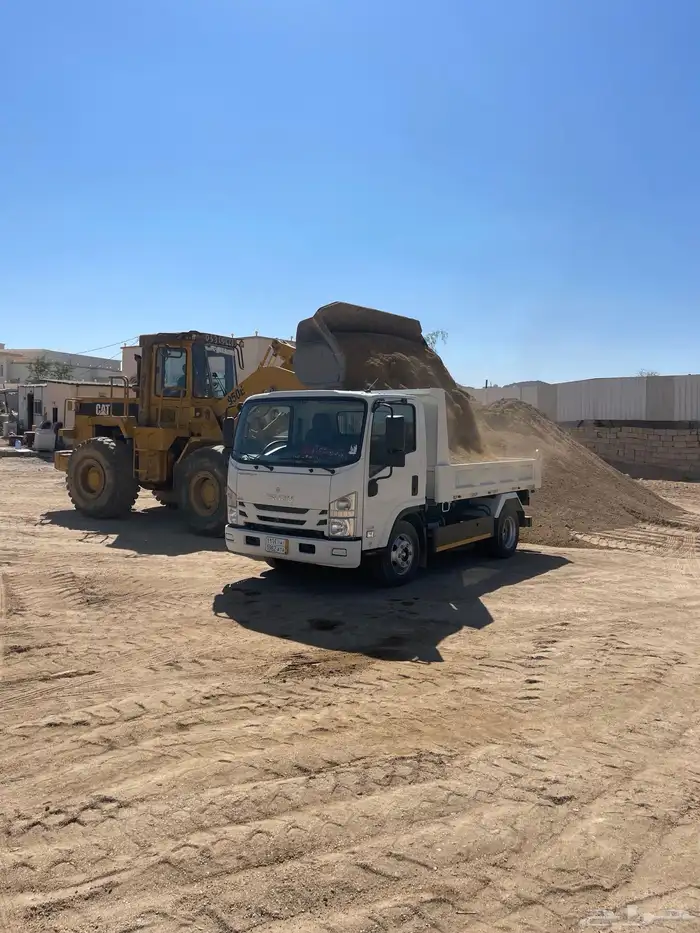 قلاب 5 للايجار والتوصيل - جميع انواع احتياجات البناء 0