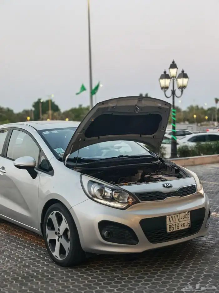 كيا ريو هاتشباك فل كامل مخزززن 56
