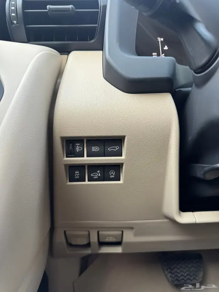 للبيع تويوتا لاندكروزر 2025-L3 -اسود باقل الأسعار 15