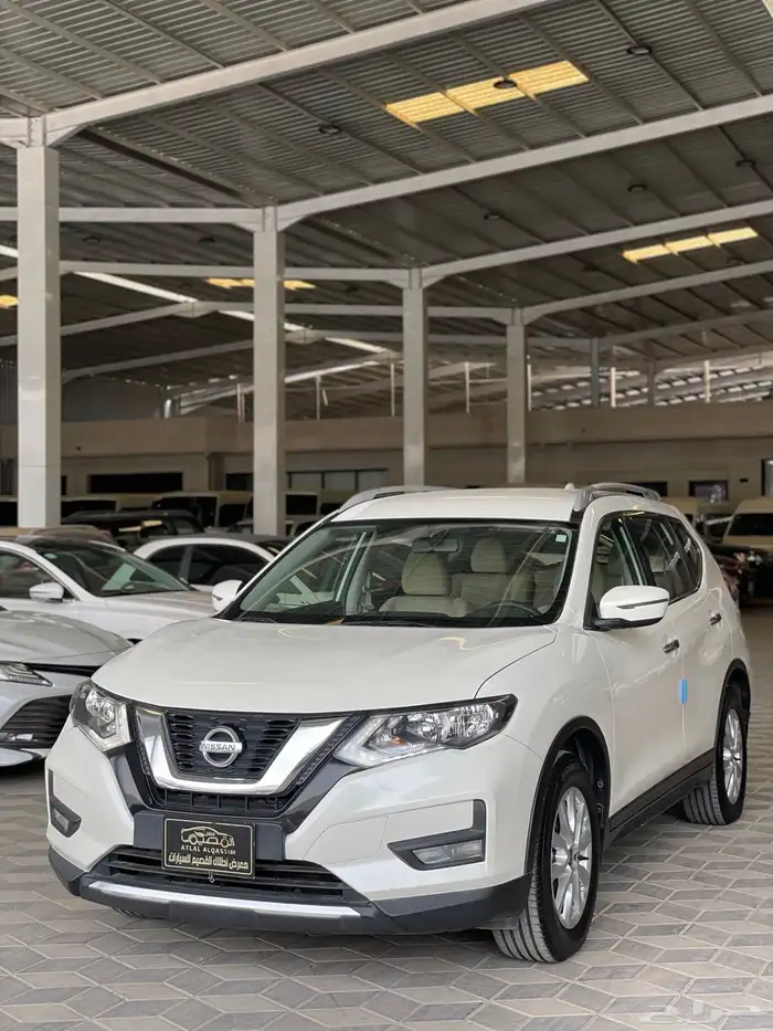 نيسان اكس تريل 2