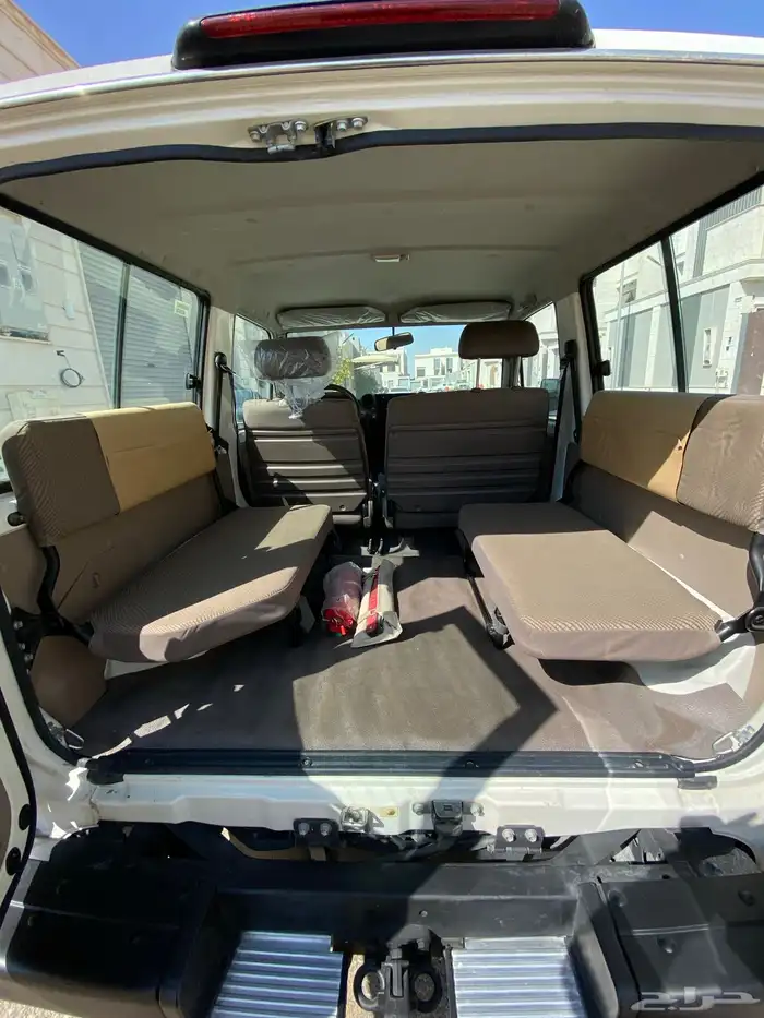 جيب ربع بوليسي 2013 17