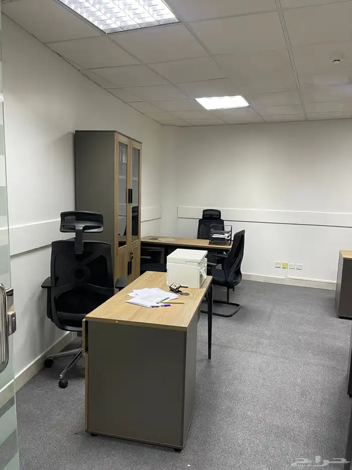 مكتب للتقبيل للشركات او المؤسسات 16