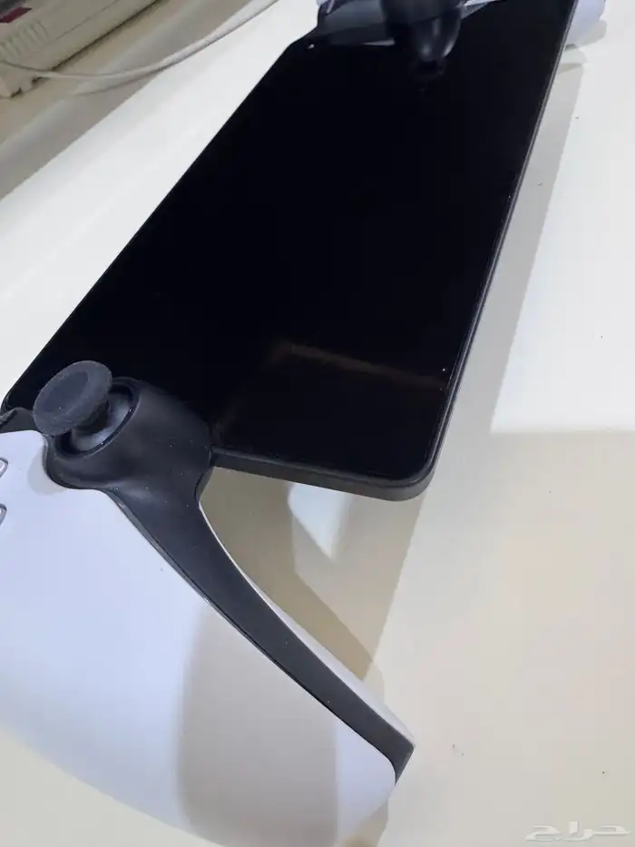 يد تحكم عن بعد سوني 5 للبيع لم تستخدم الا نادرا 2