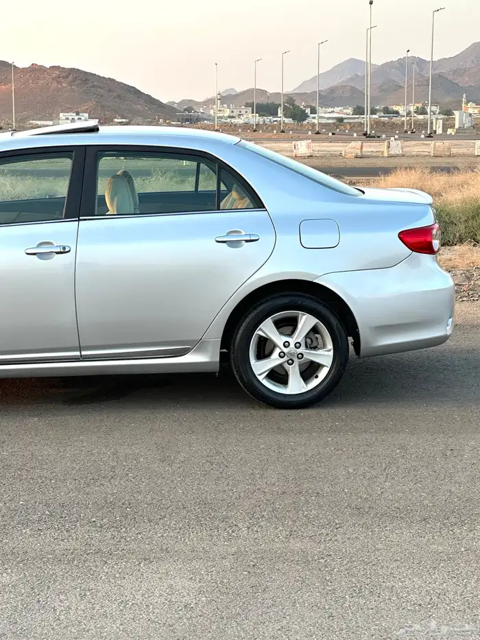 كورولا 2011 فل كامل للبيع 22