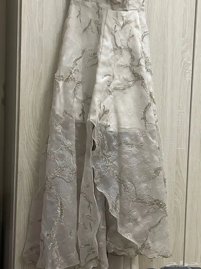 فستان سهر فصلته بي 1700 ابغى 500 في 0