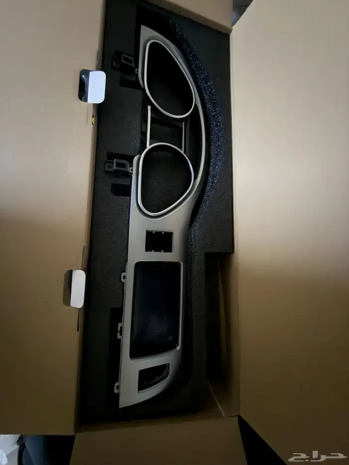 للبيع شاشة اودي Q7 موديل 2014 1