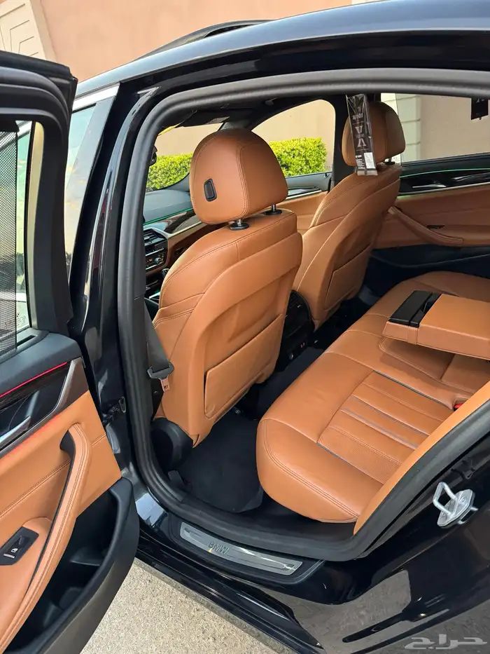 موديل 2023 نظيف BMW 520i 15