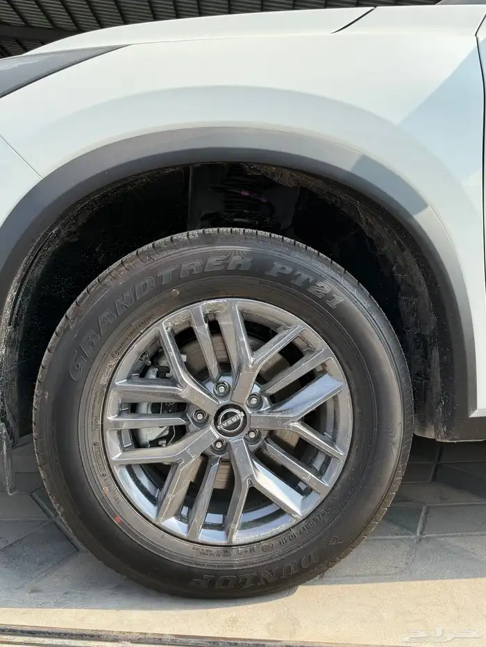 نيسان اكس تريل 7مقاعد دبل استاندر 2